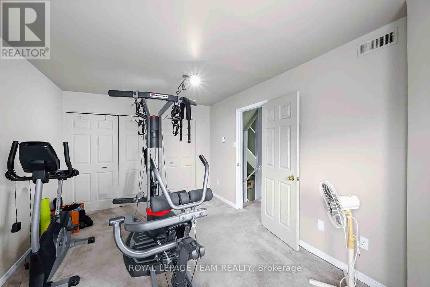2 - 220 Wilbrod Avenue Property Photo 35