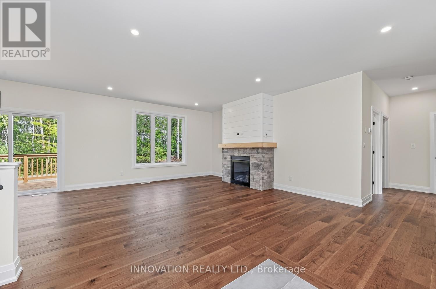 3249 Elizabeth Street Property Photo 5