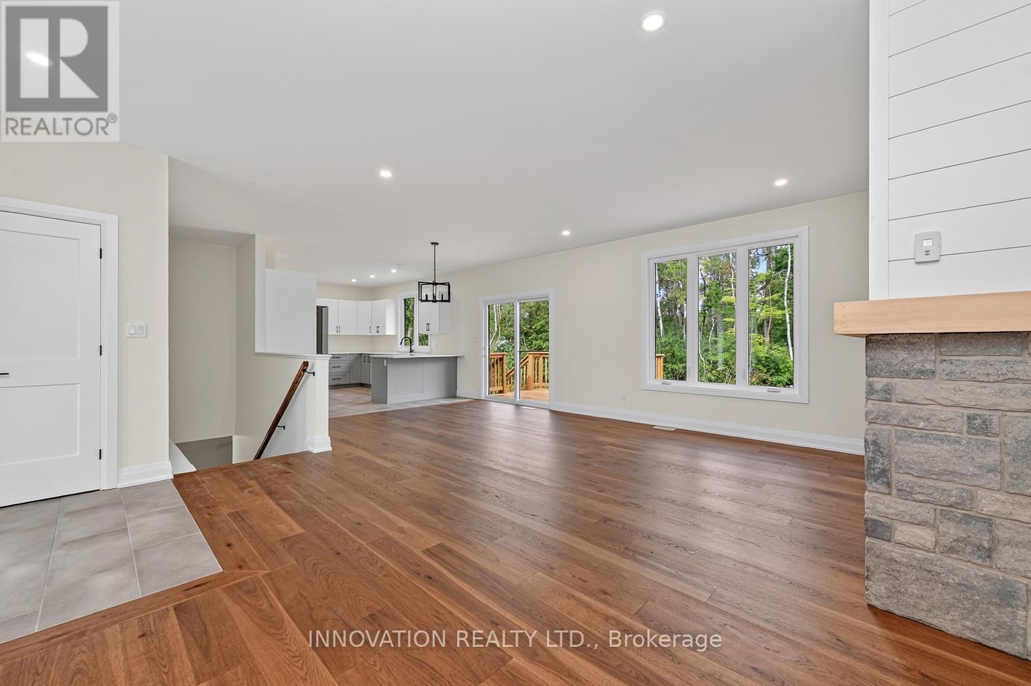 3249 Elizabeth Street Property Photo 7