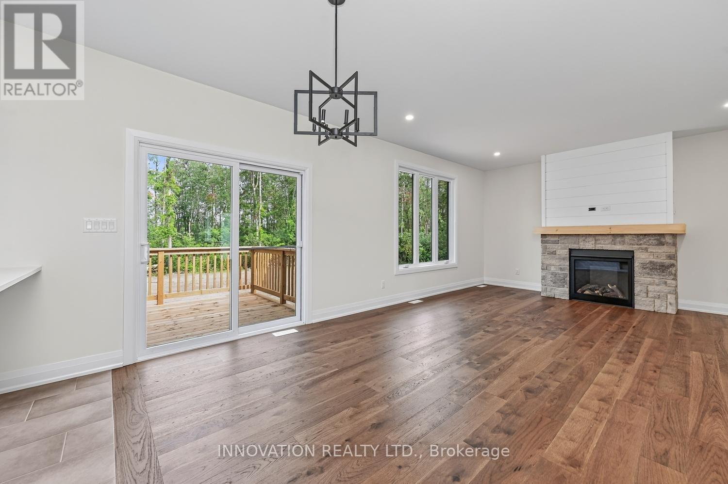 3249 Elizabeth Street Property Photo 10