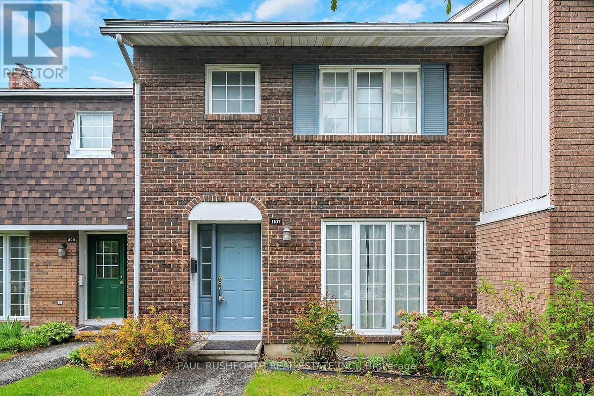 1107 Meadowlands Drive Property Photo 1