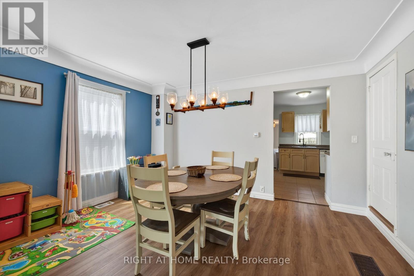 12 Pearl Street Property Photo 7