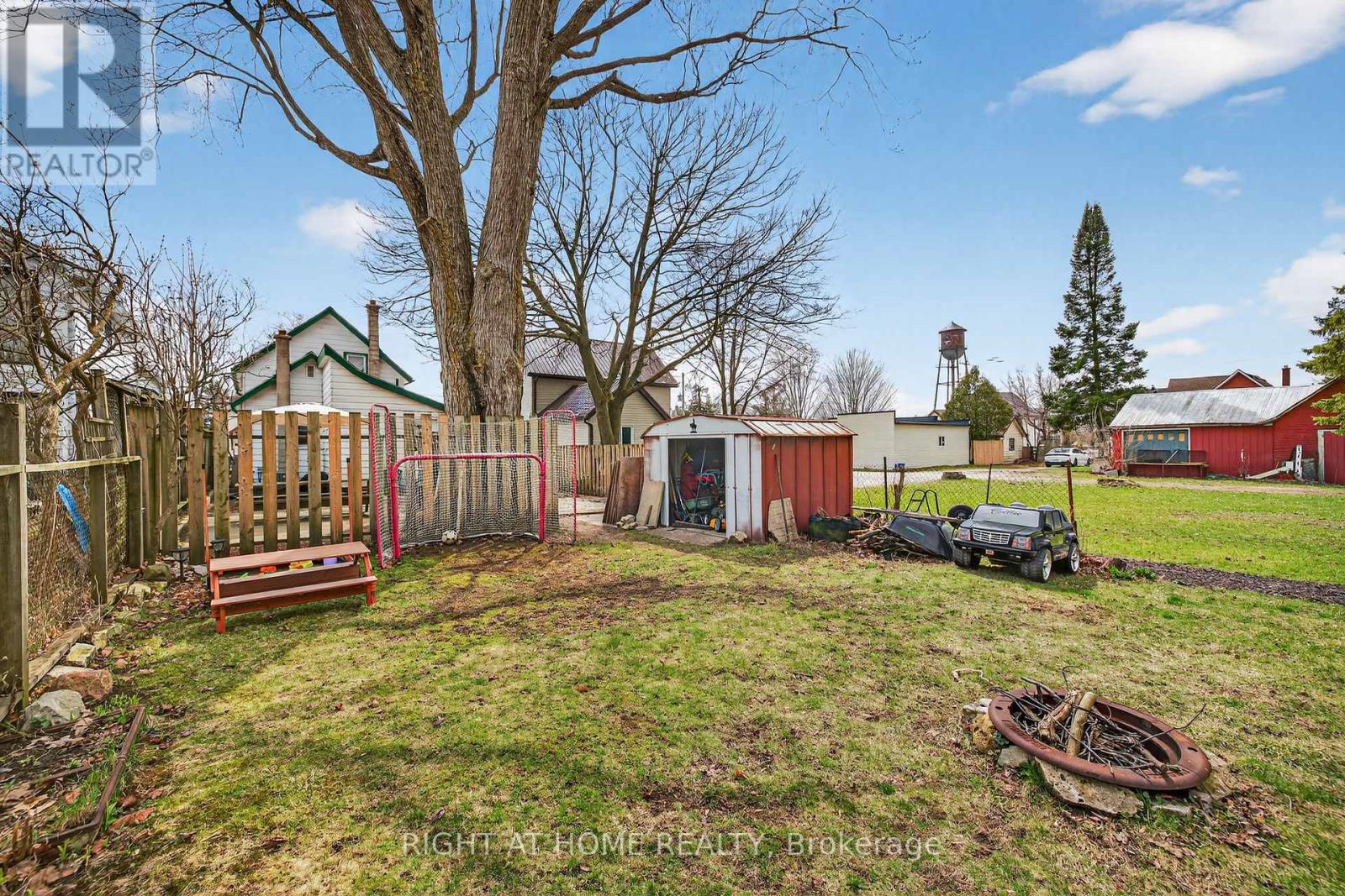 12 Pearl Street Property Photo 27