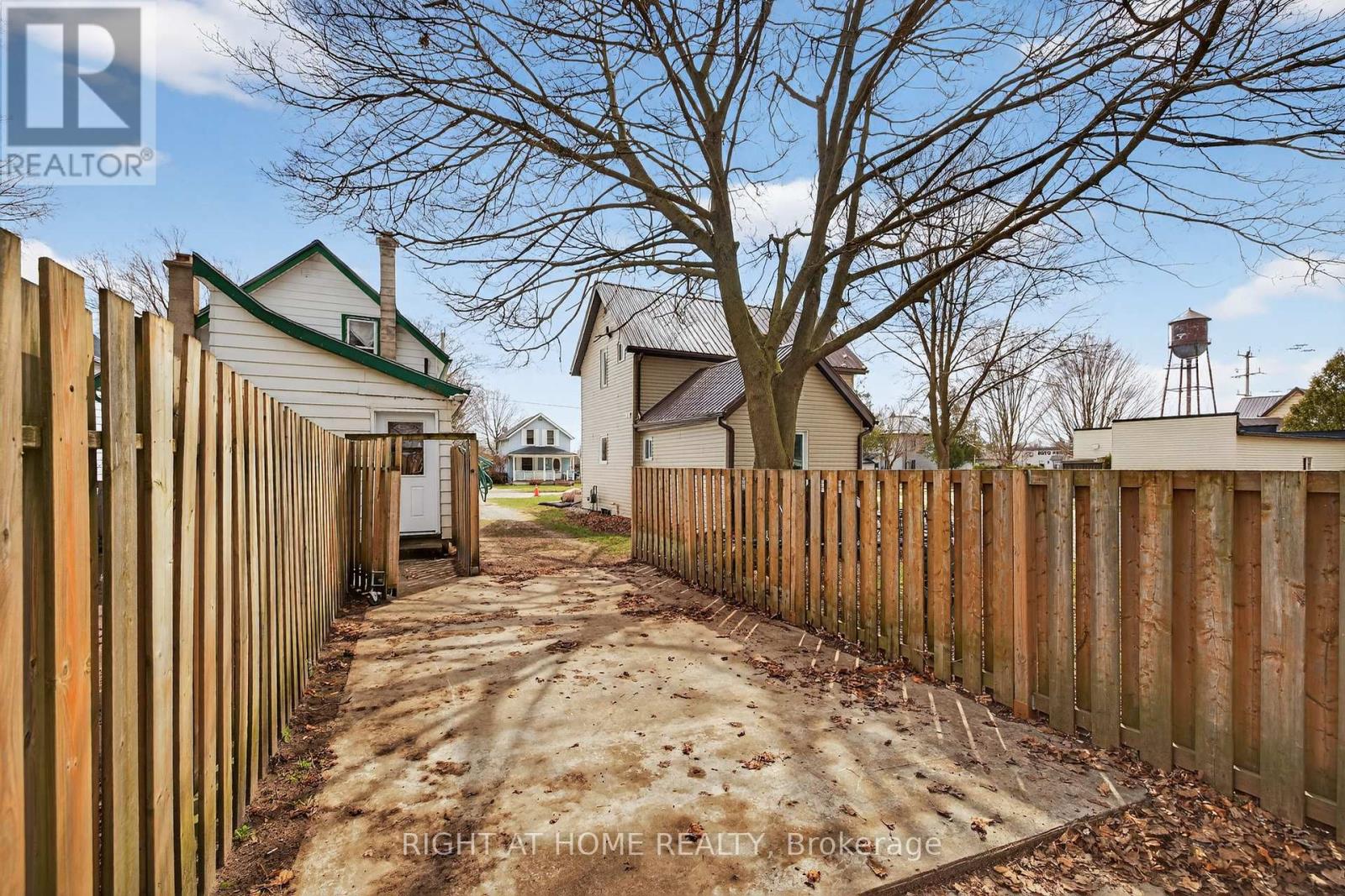 12 Pearl Street Property Photo 28