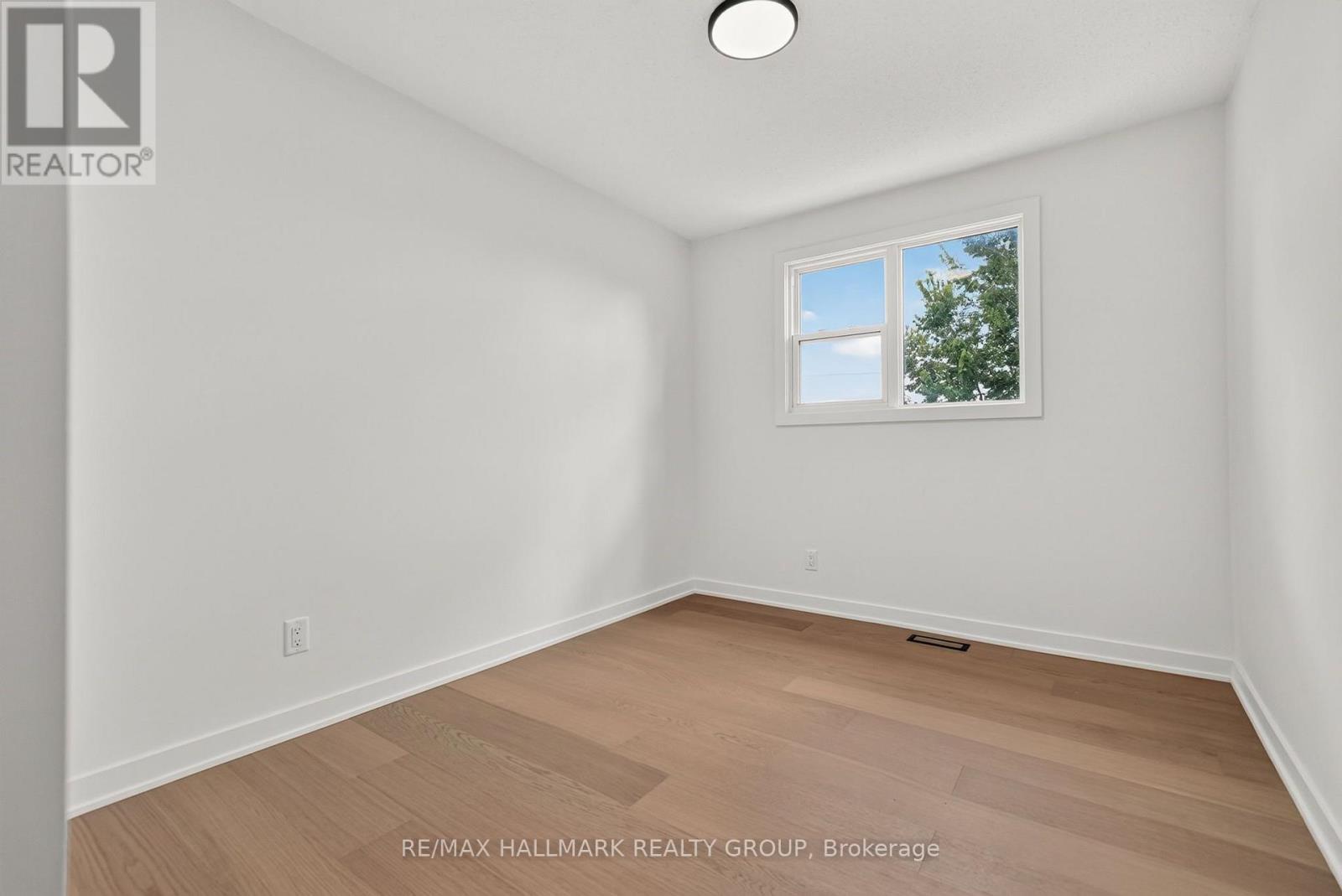 38 - 660 Hochelaga Street Property Photo 27