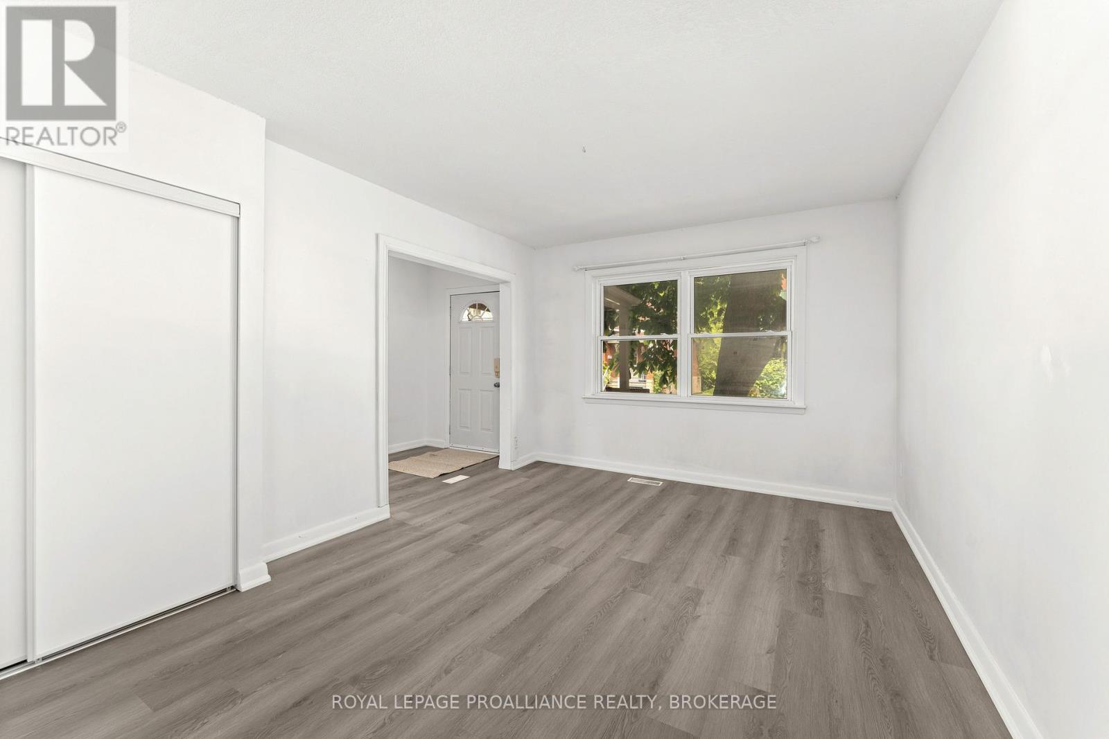 468-470 Victoria Street Property Photo 11