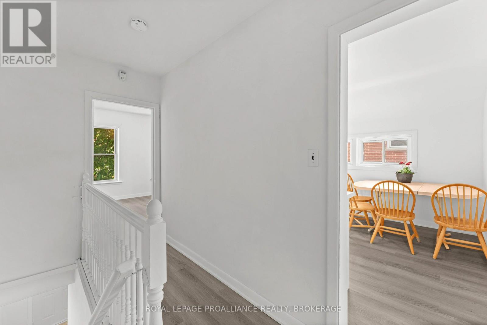 468-470 Victoria Street Property Photo 23