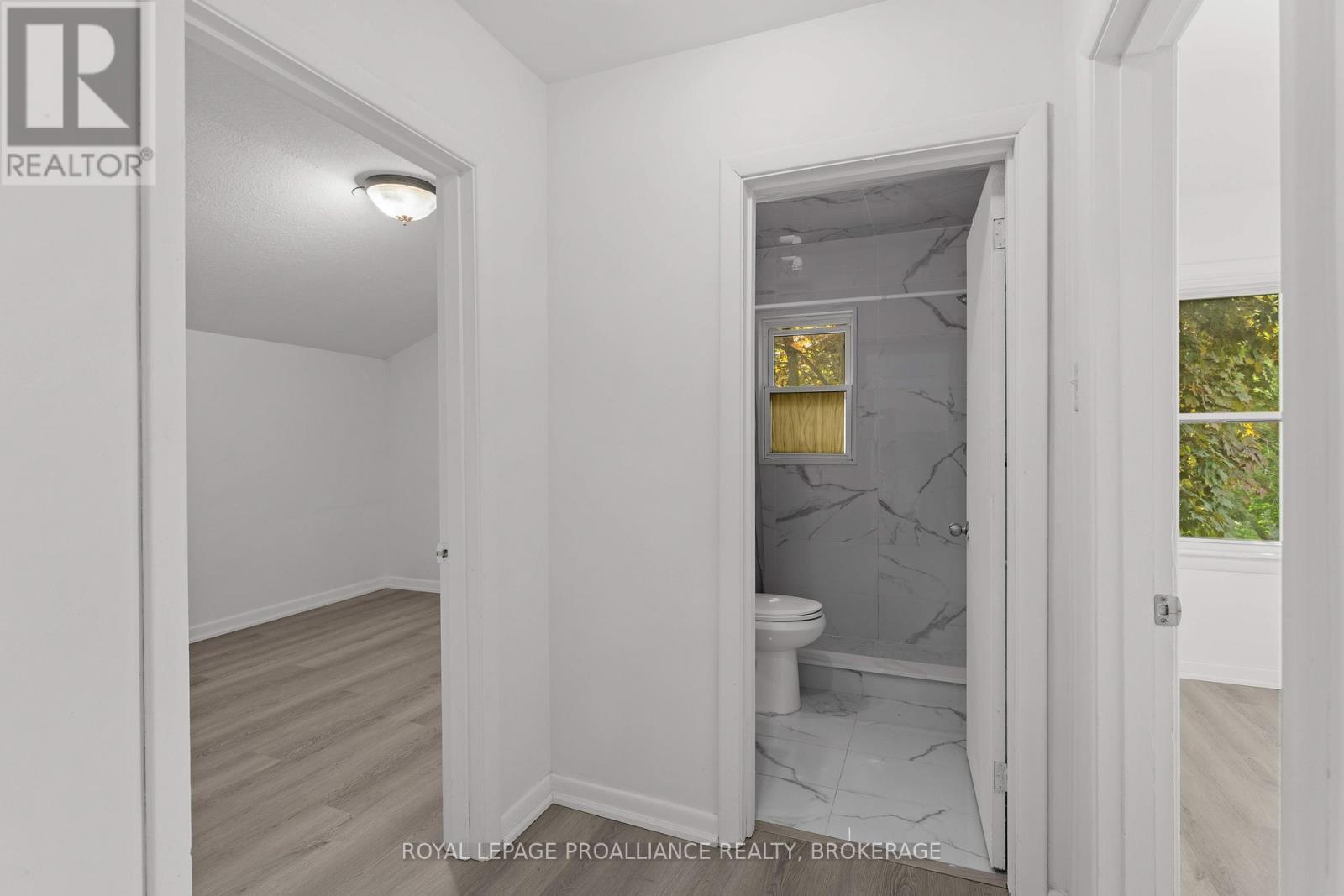 468-470 Victoria Street Property Photo 31