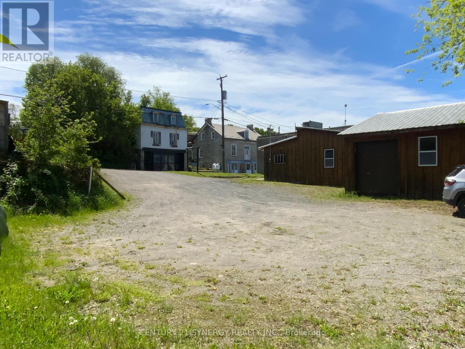 97 South Street Property Photo 8