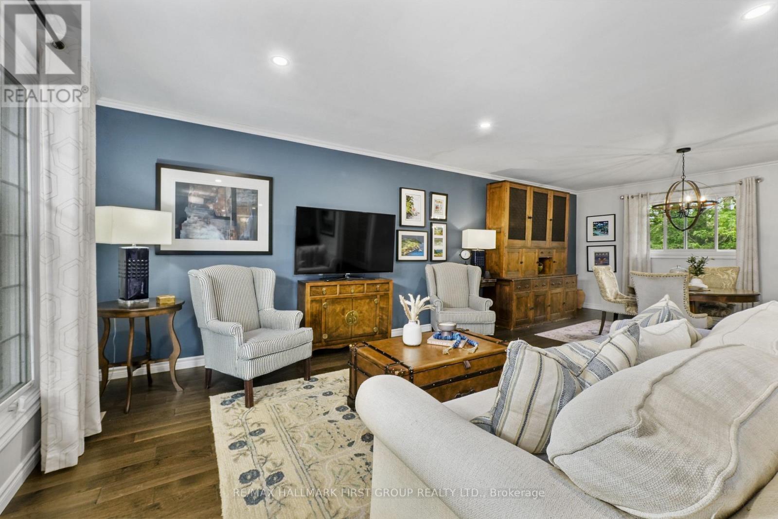 8310 Smylie Road Property Photo 10