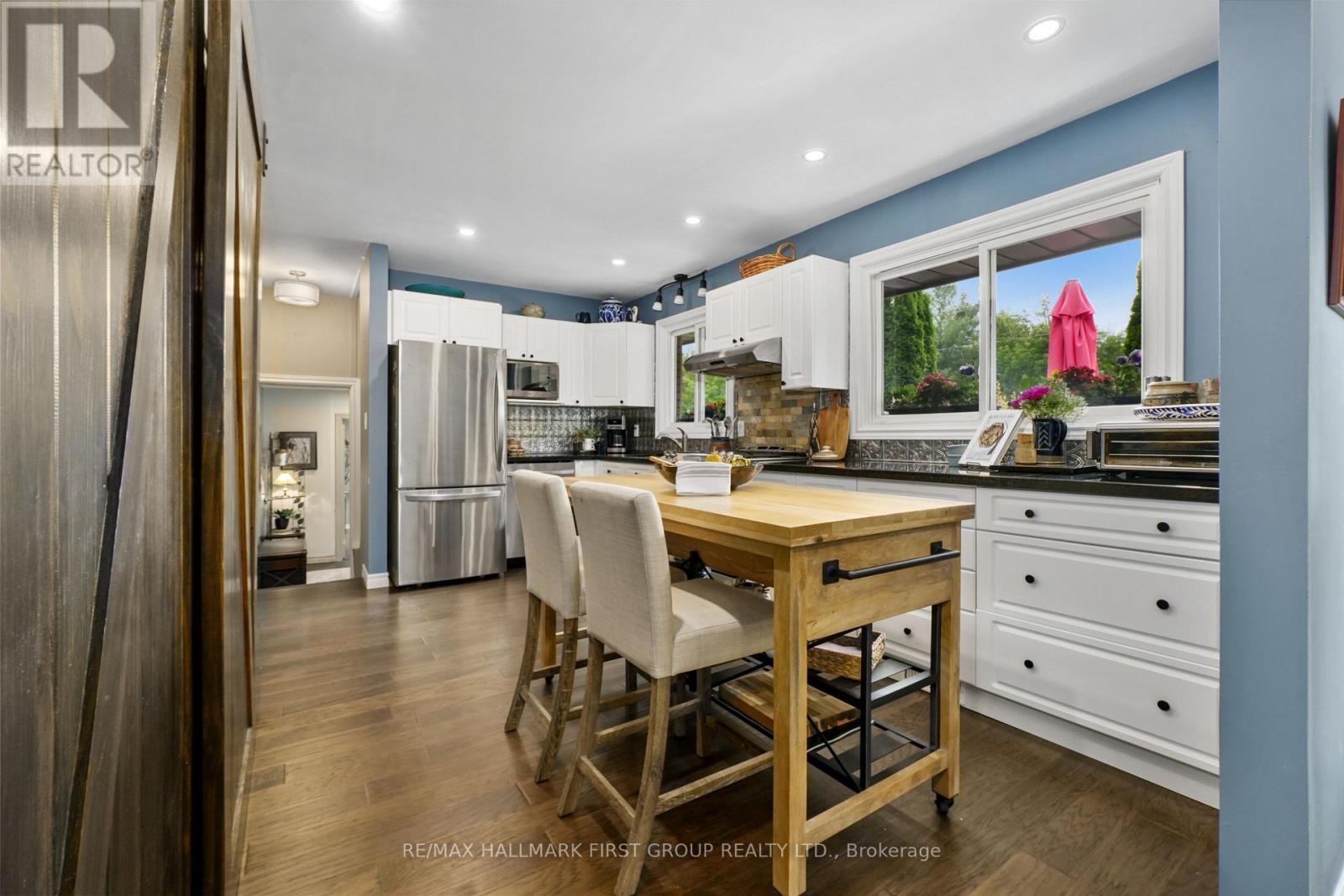 8310 Smylie Road Property Photo 15