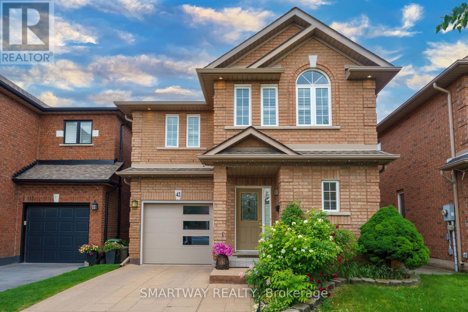42 PEACHWOOD CRESCENT