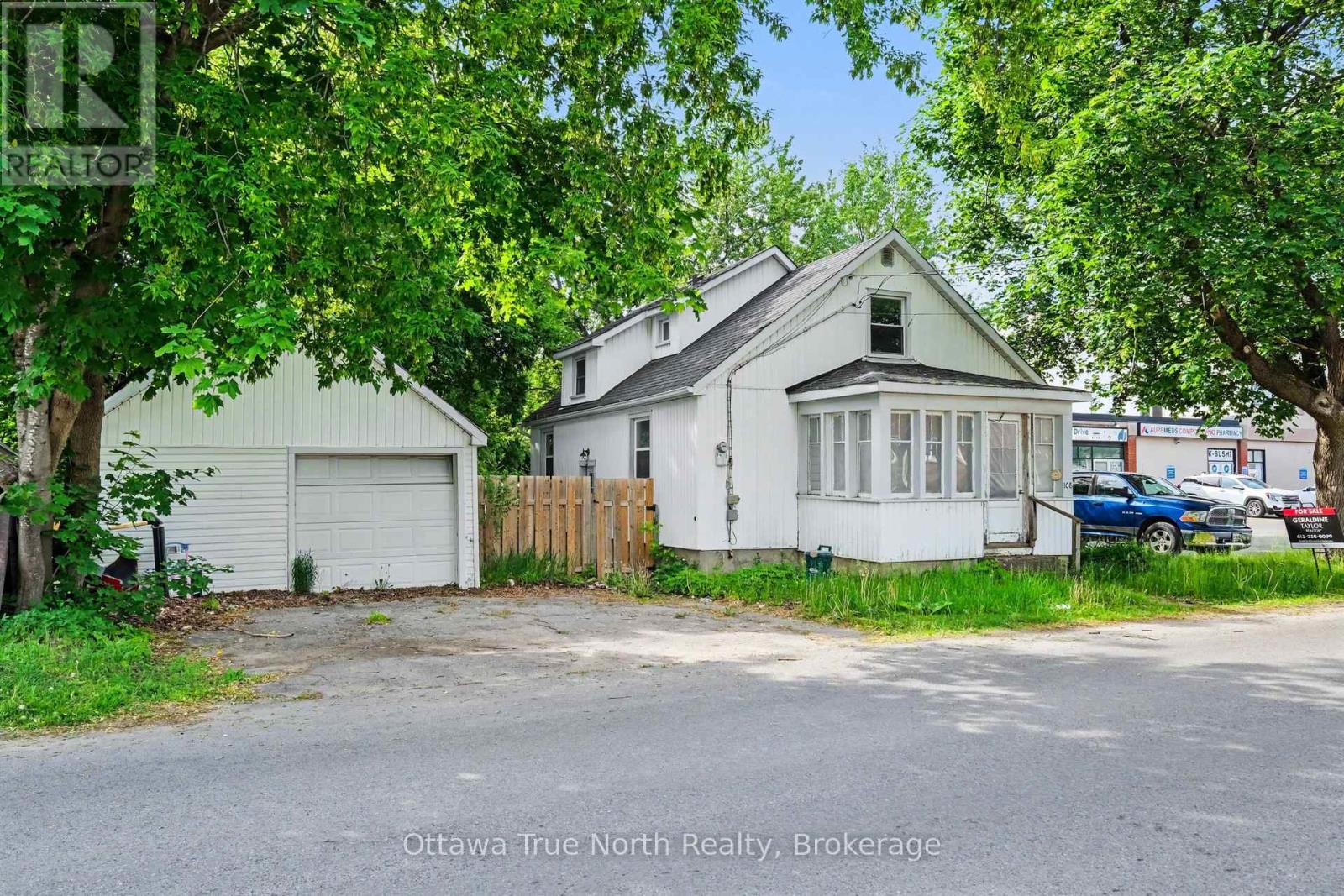 108 Maley Street Property Photo 3