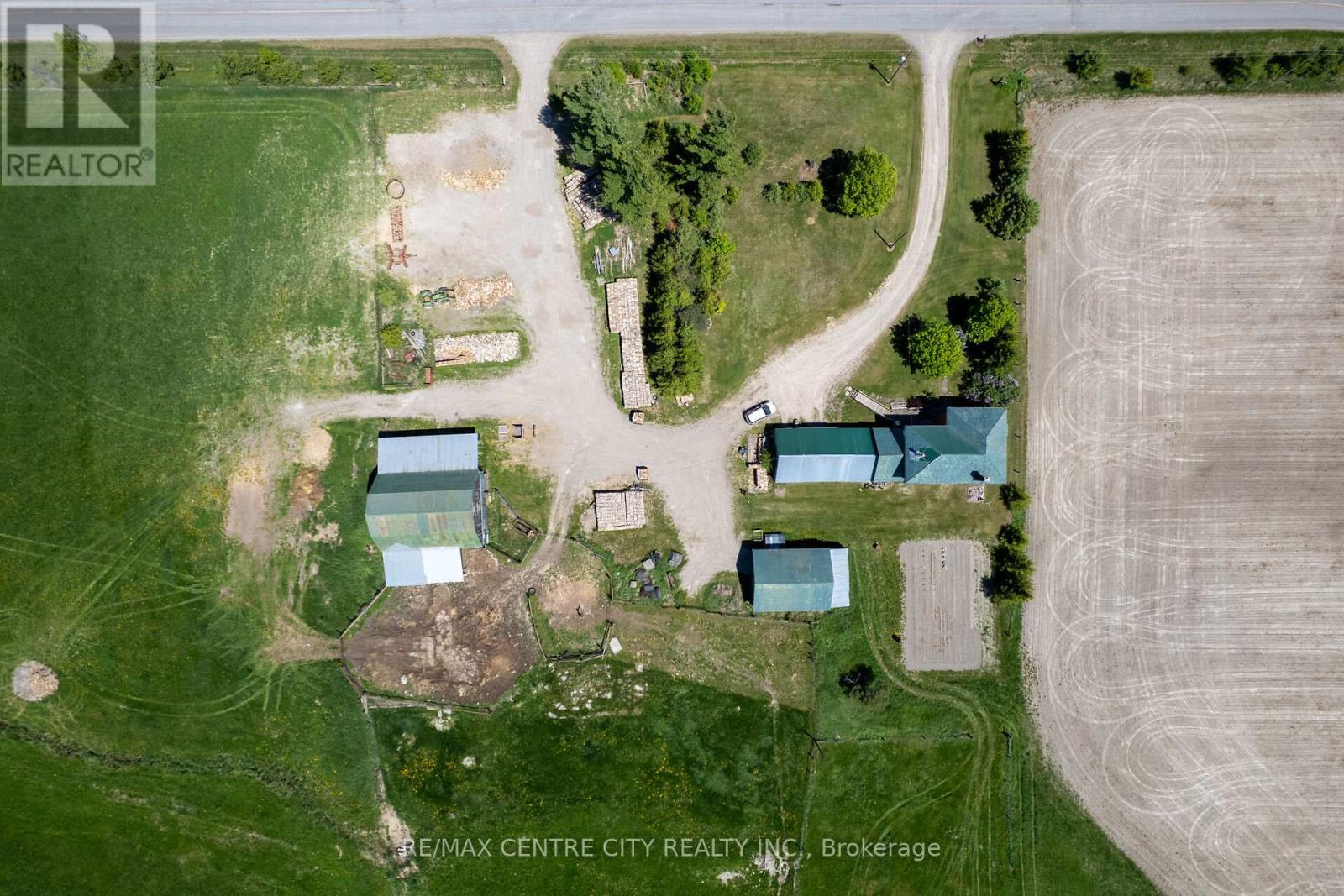 817 Snake River Line Property Photo 8