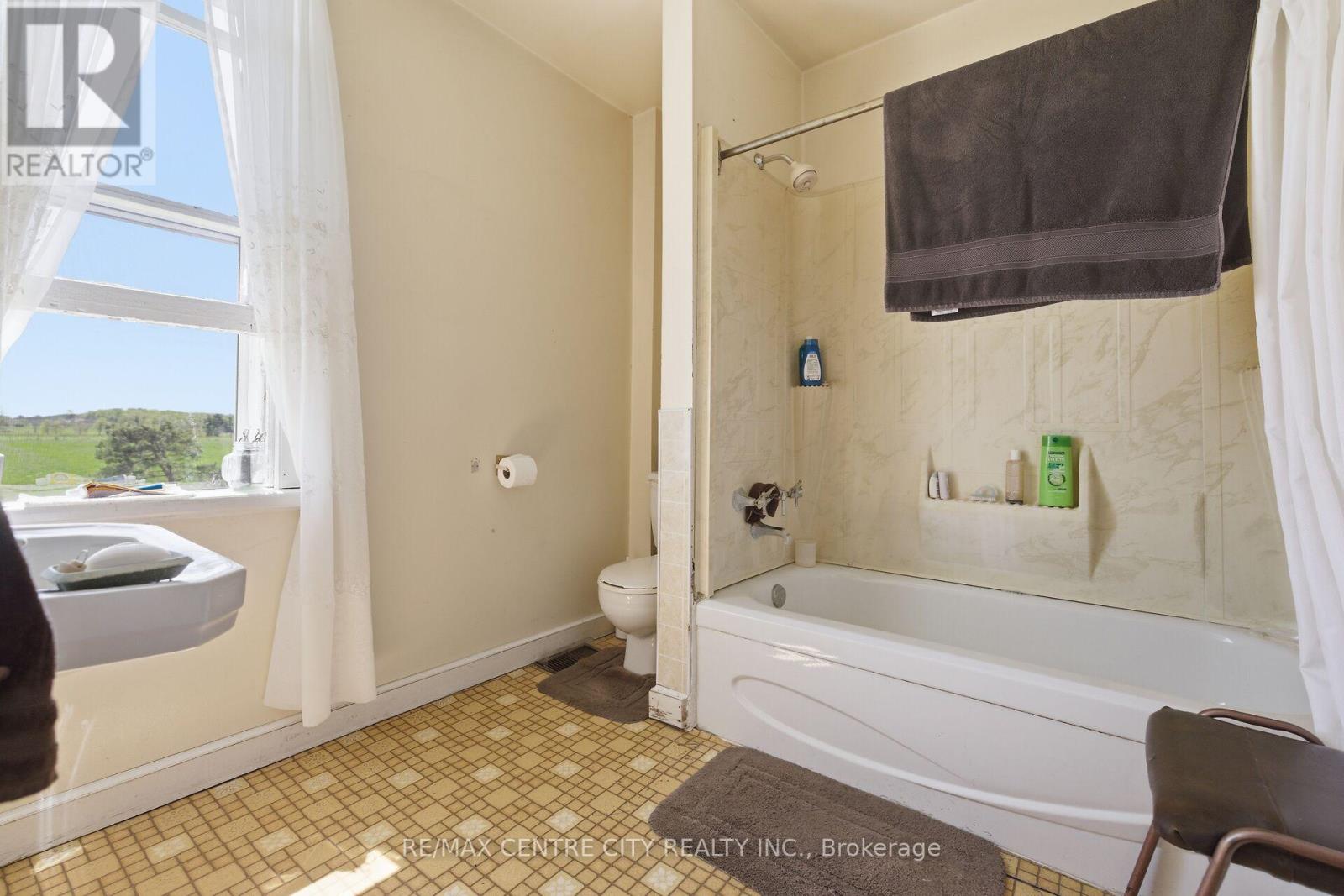 817 Snake River Line Property Photo 35