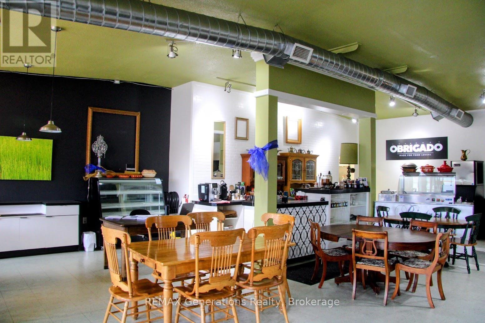 2 Ontario Street Property Photo 2