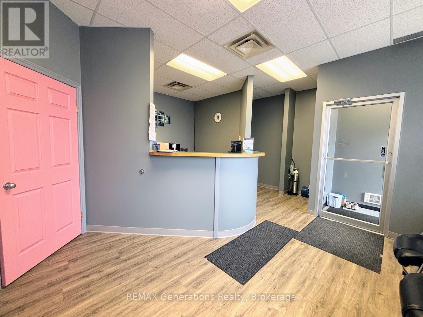2 Ontario Street Property Photo 15