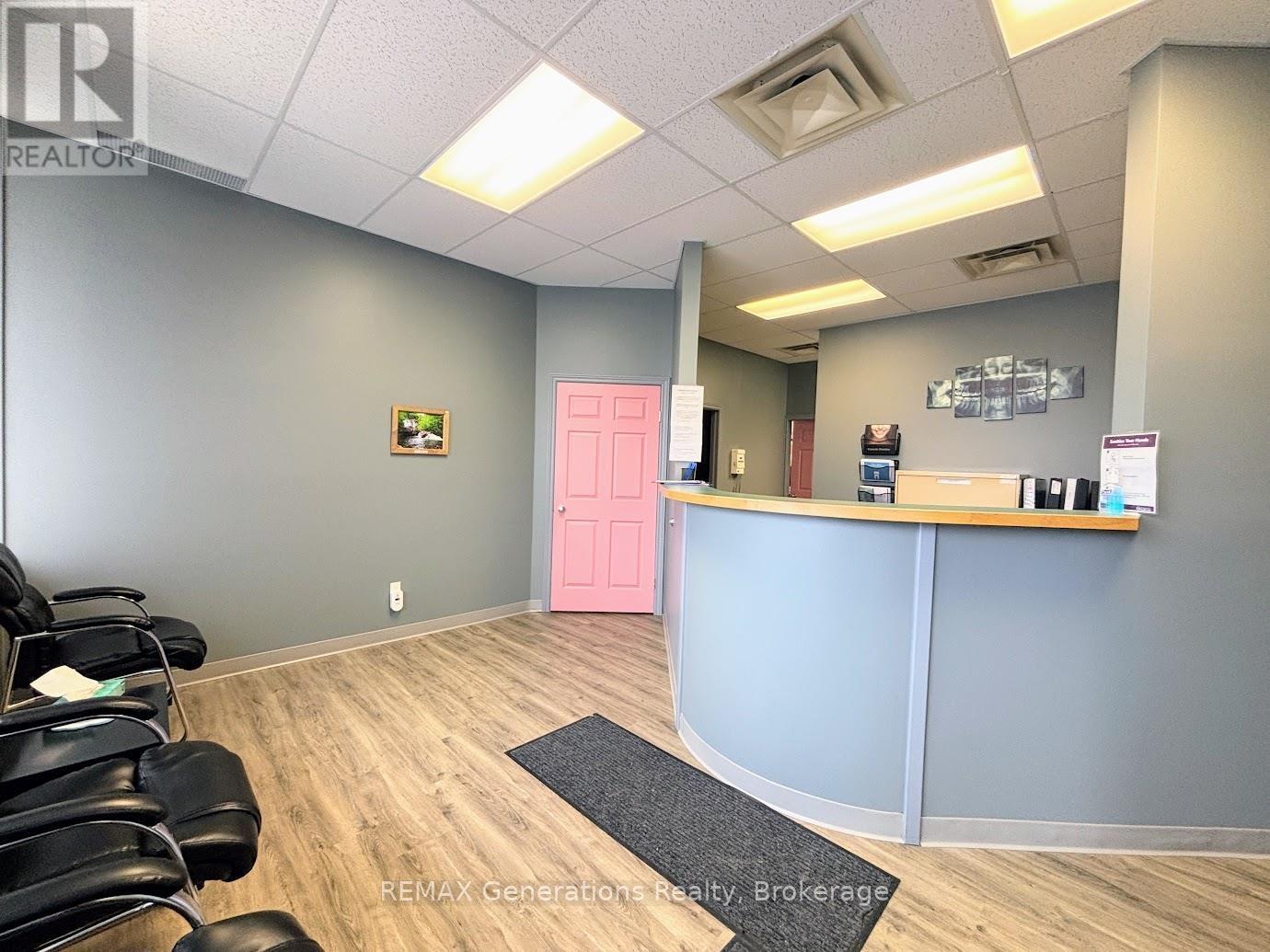 2 Ontario Street Property Photo 16