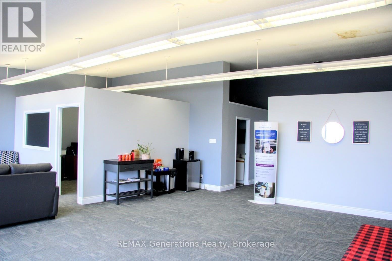 2 Ontario Street Property Photo 23