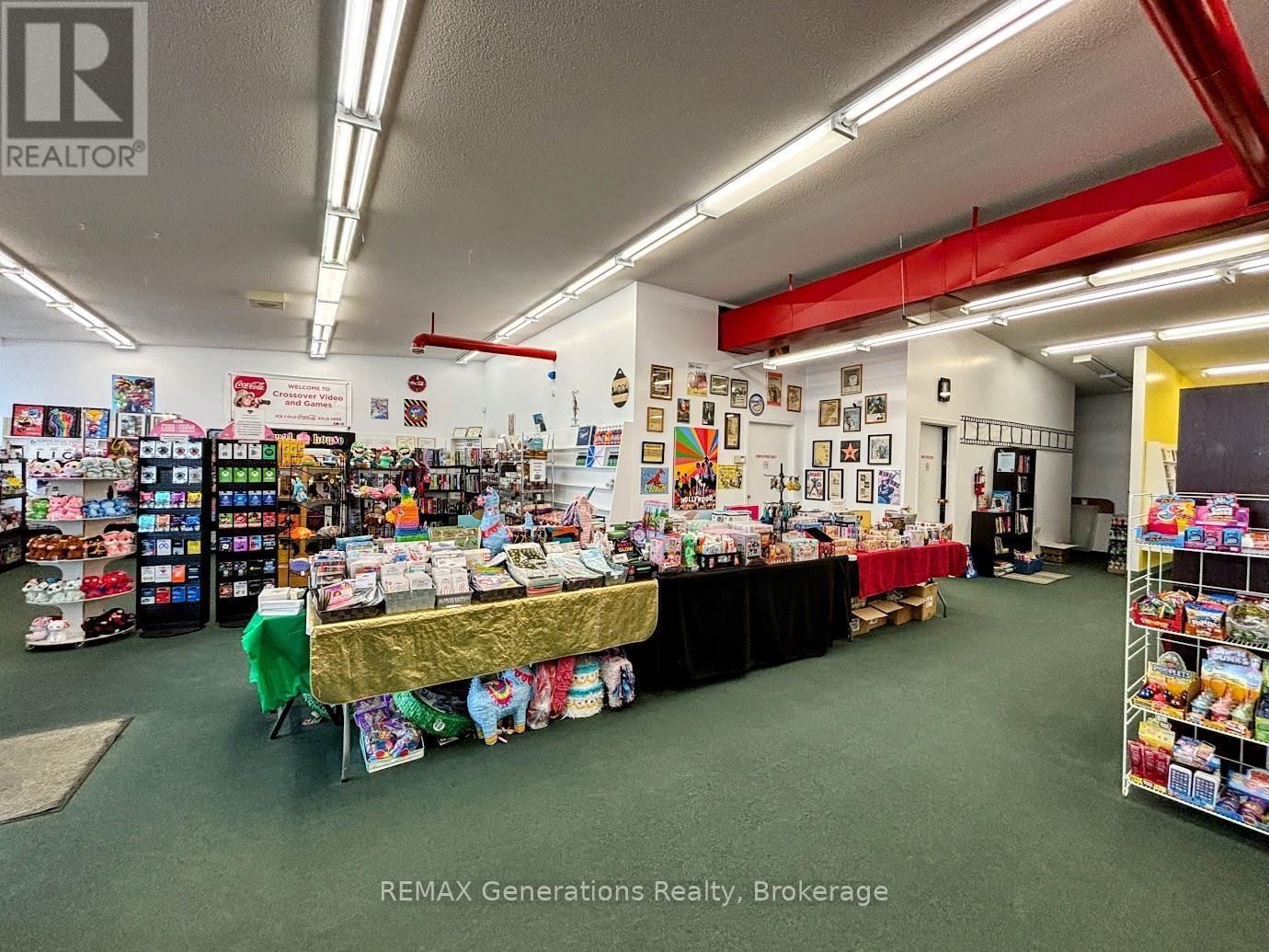 2 Ontario Street Property Photo 28