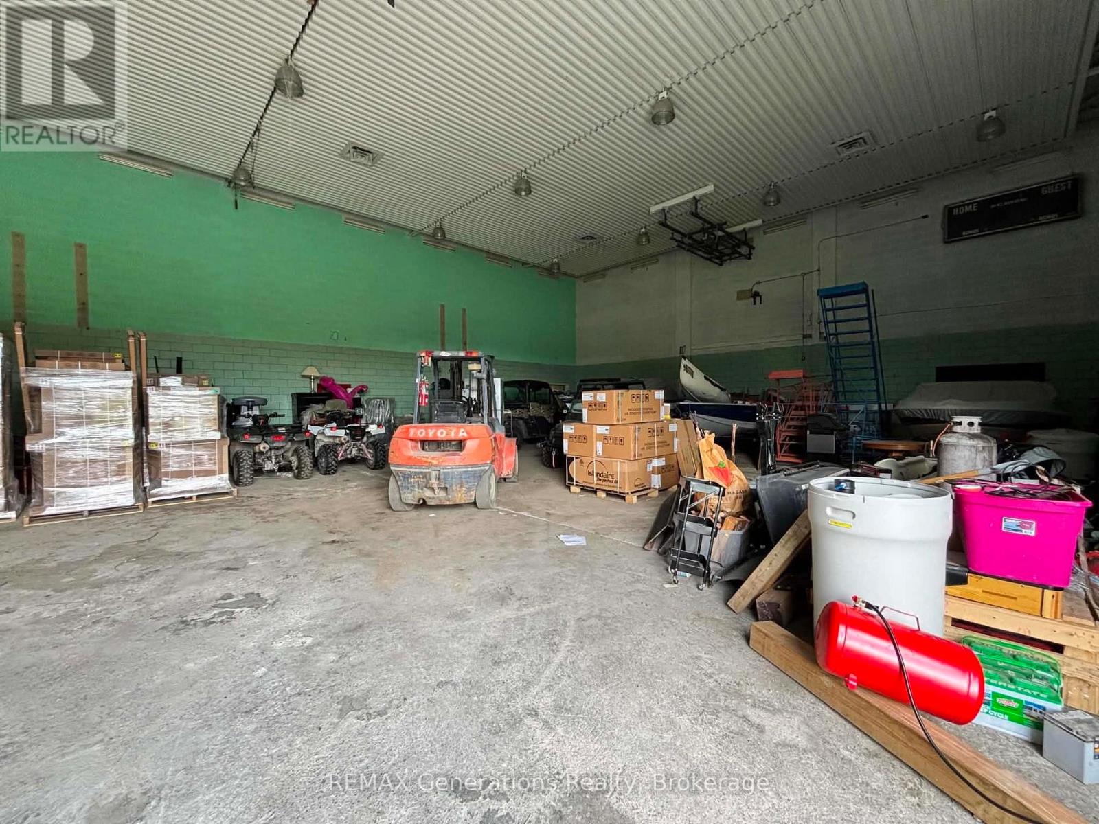2 Ontario Street Property Photo 39