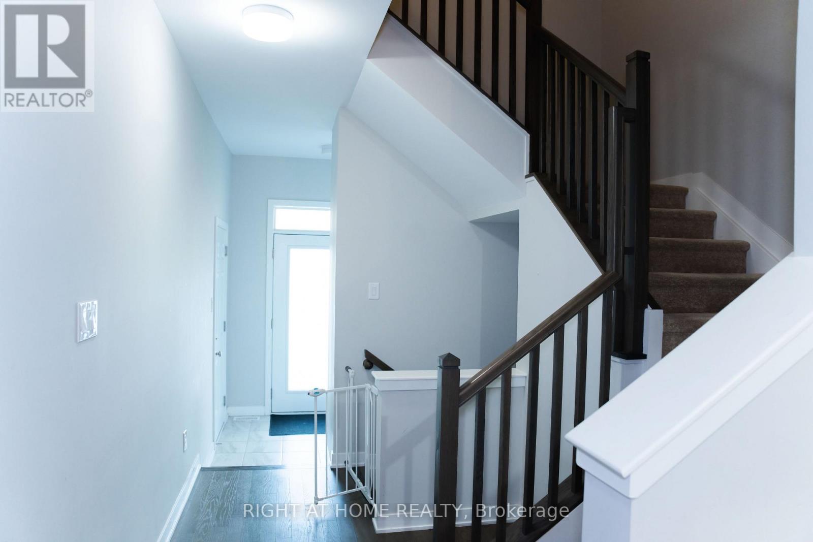 76 Kindred Row Property Photo 3