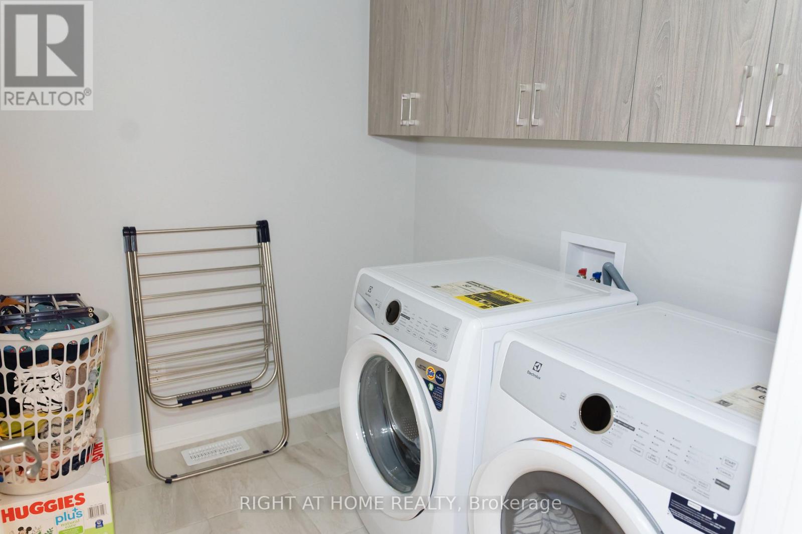 76 Kindred Row Property Photo 22