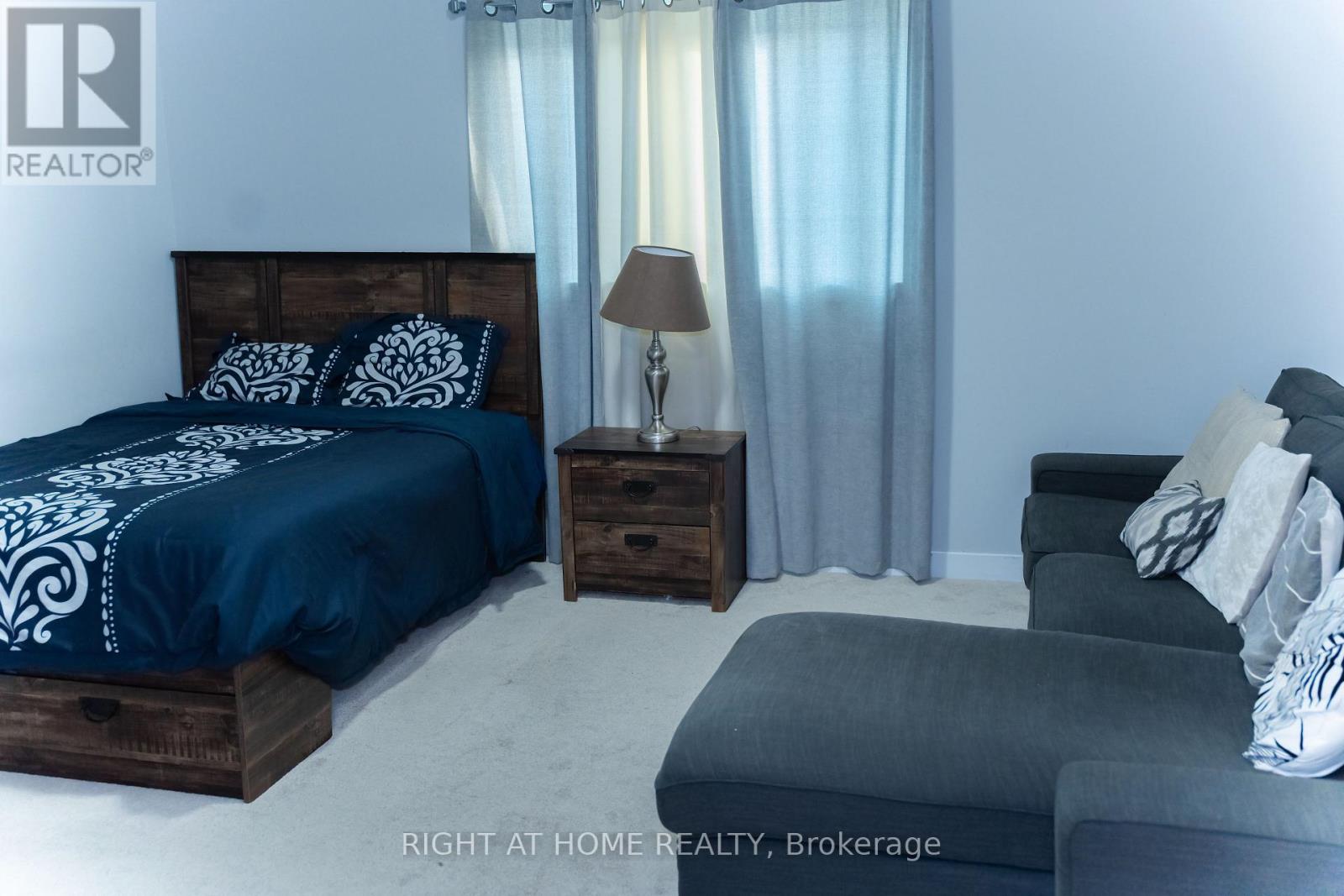 76 Kindred Row Property Photo 25