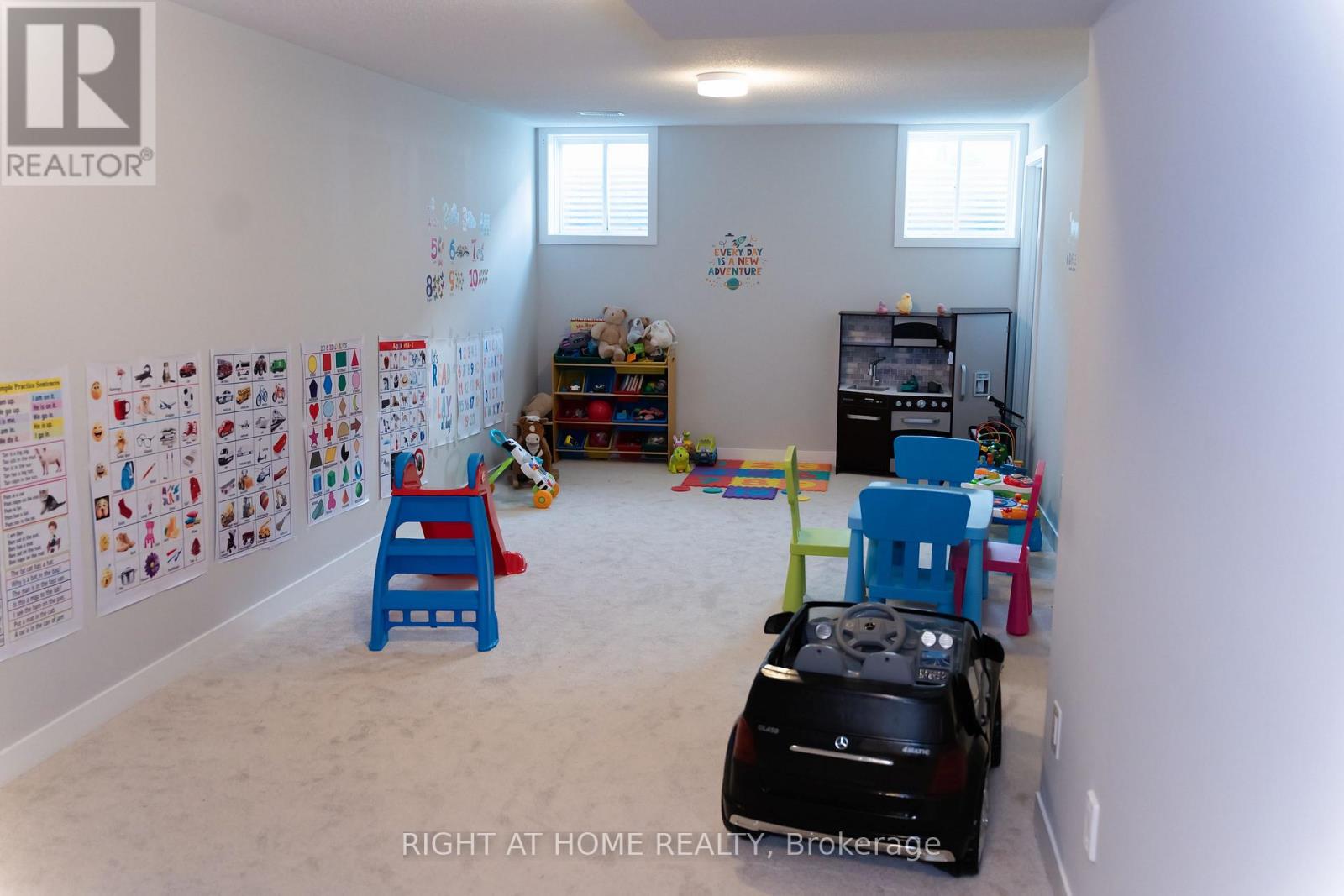 76 Kindred Row Property Photo 29