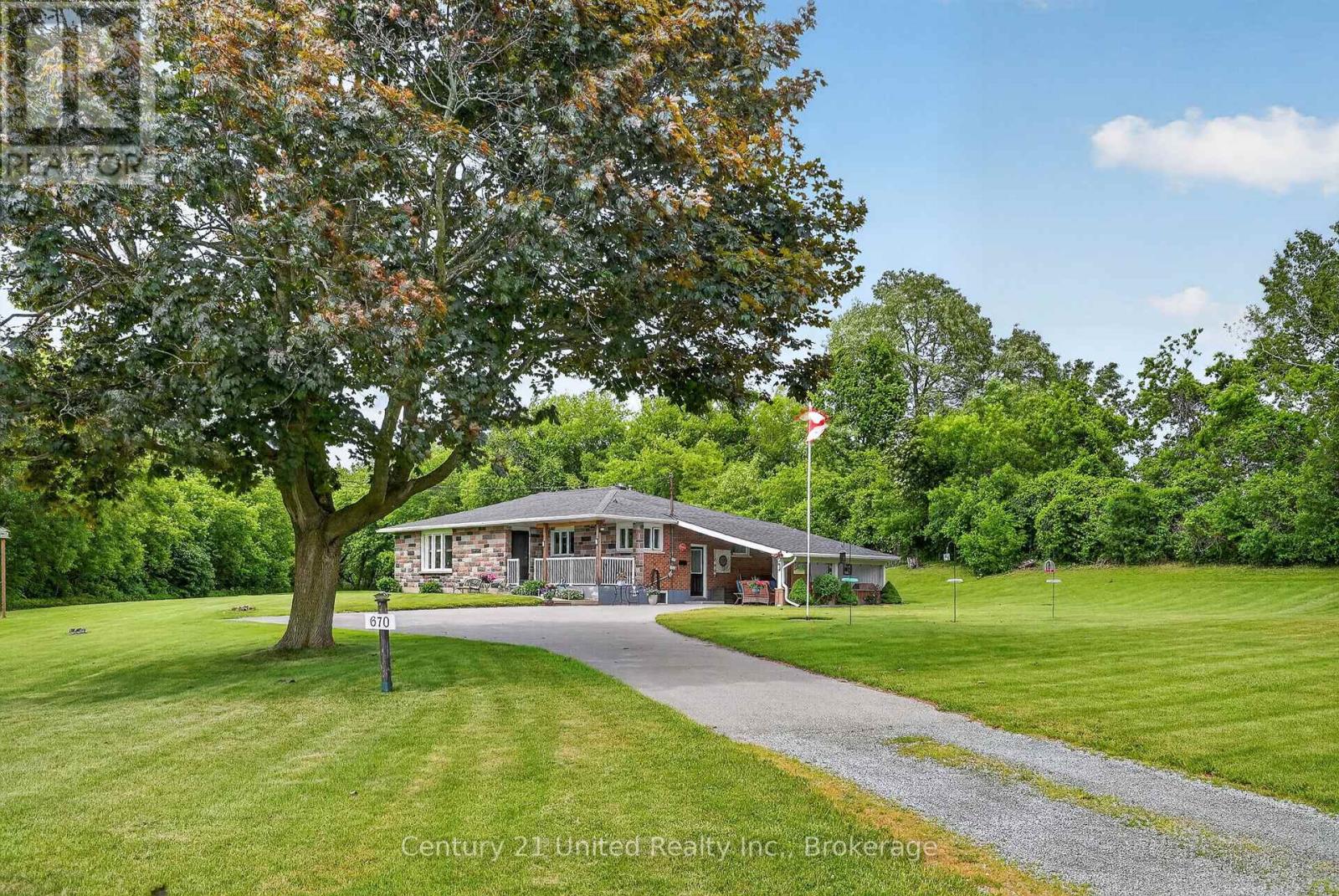 670 William Street Property Photo 3