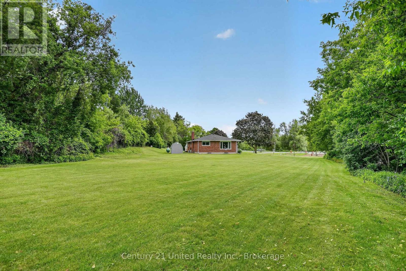 670 William Street Property Photo 42
