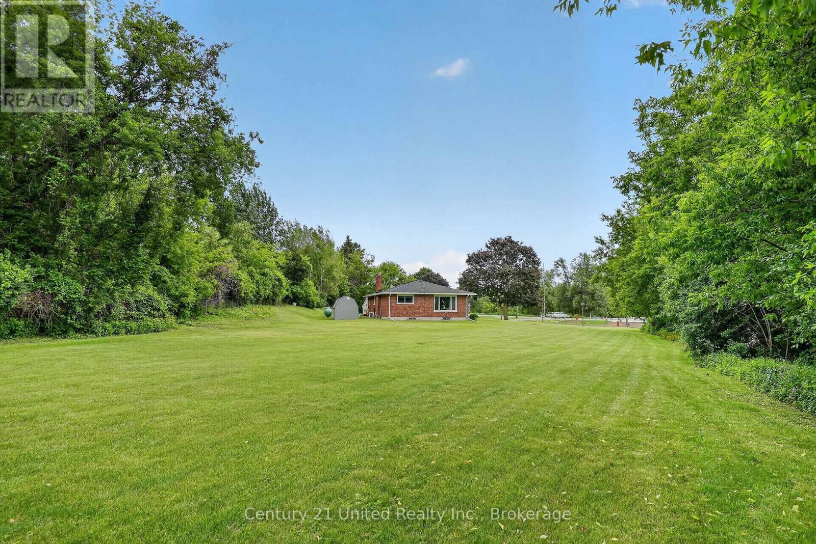 670 William Street Property Photo 43