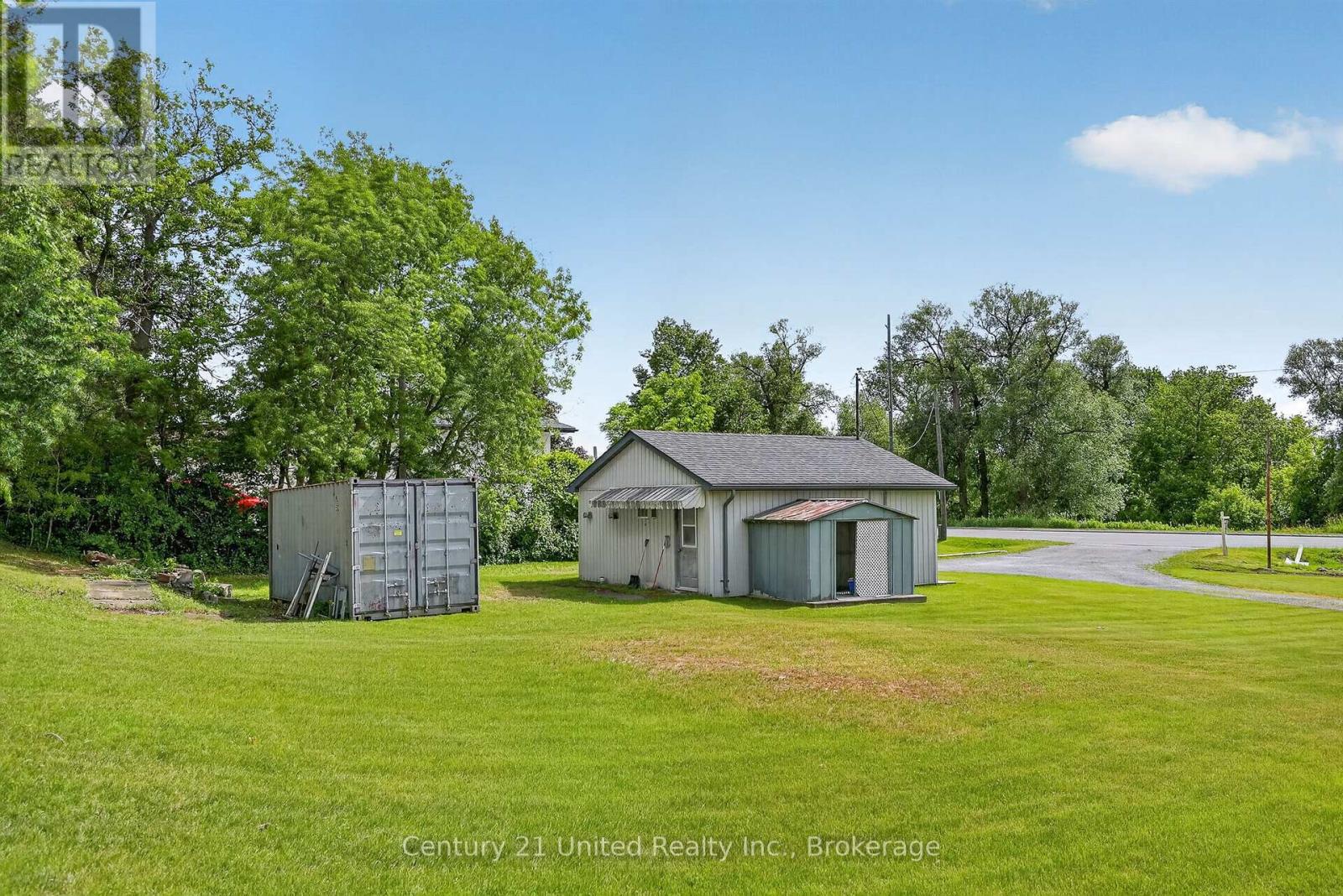 670 William Street Property Photo 46