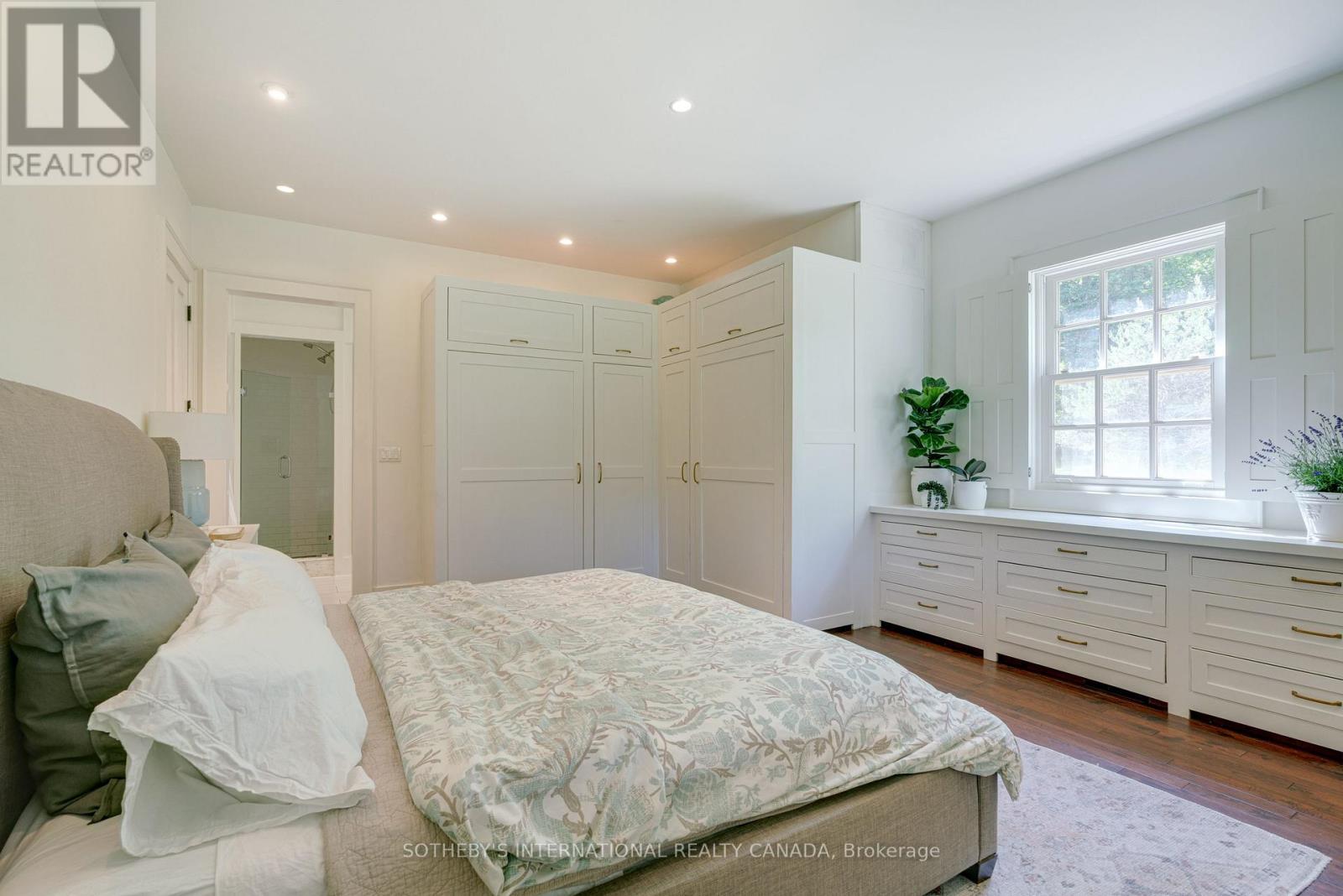 2877 Mcsherry Lane Property Photo 17