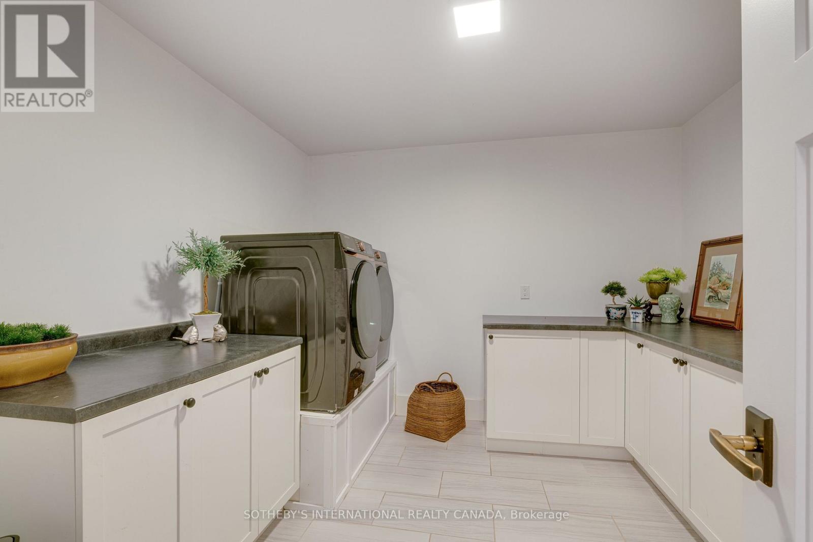2877 Mcsherry Lane Property Photo 40