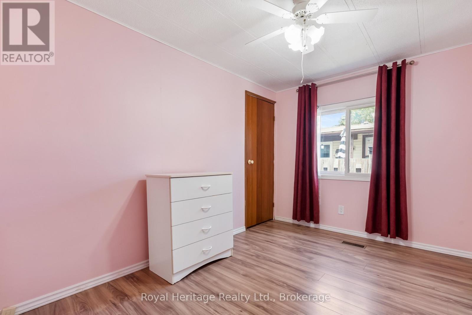 17 Circle Drive Property Photo 13