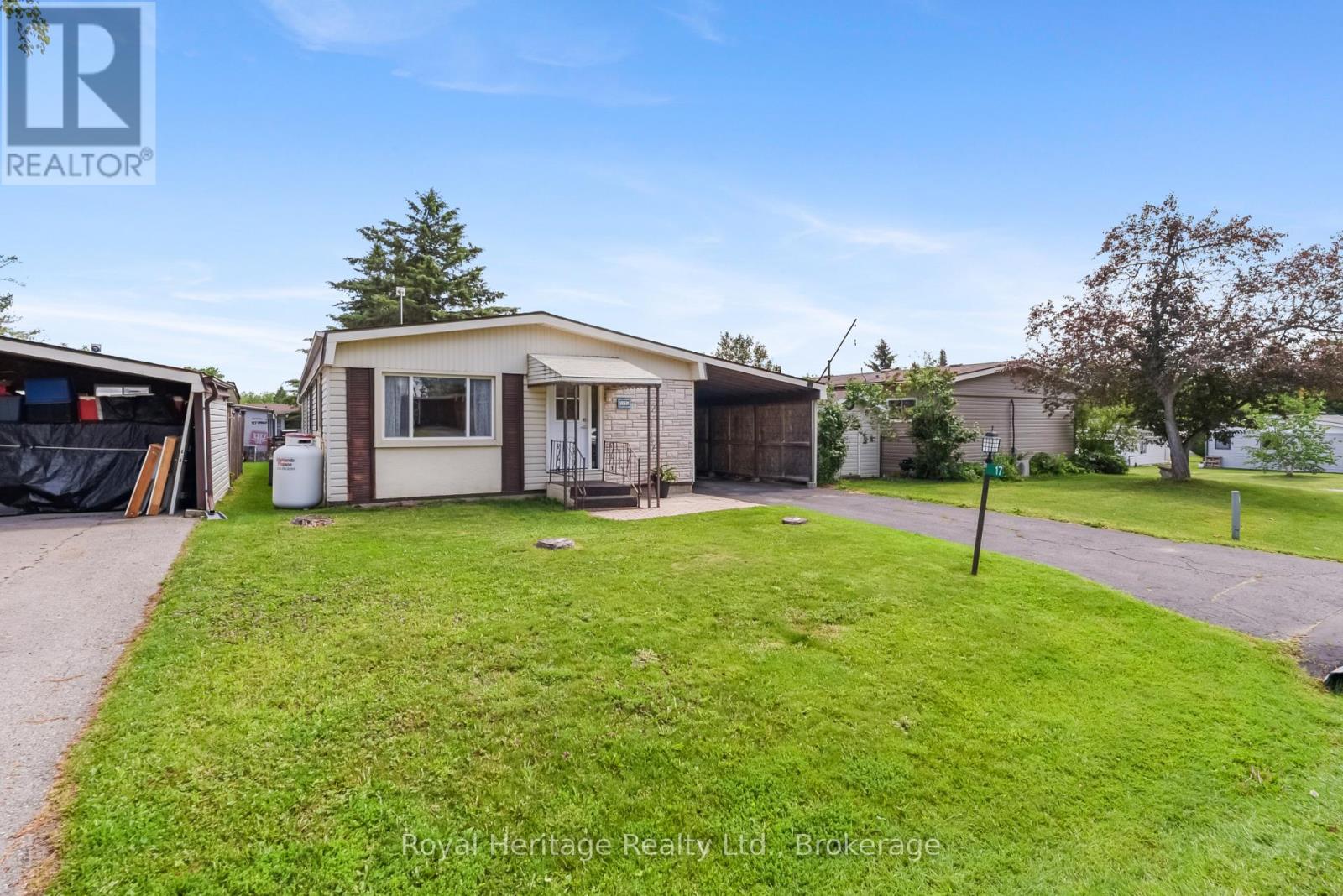 17 Circle Drive Property Photo 26