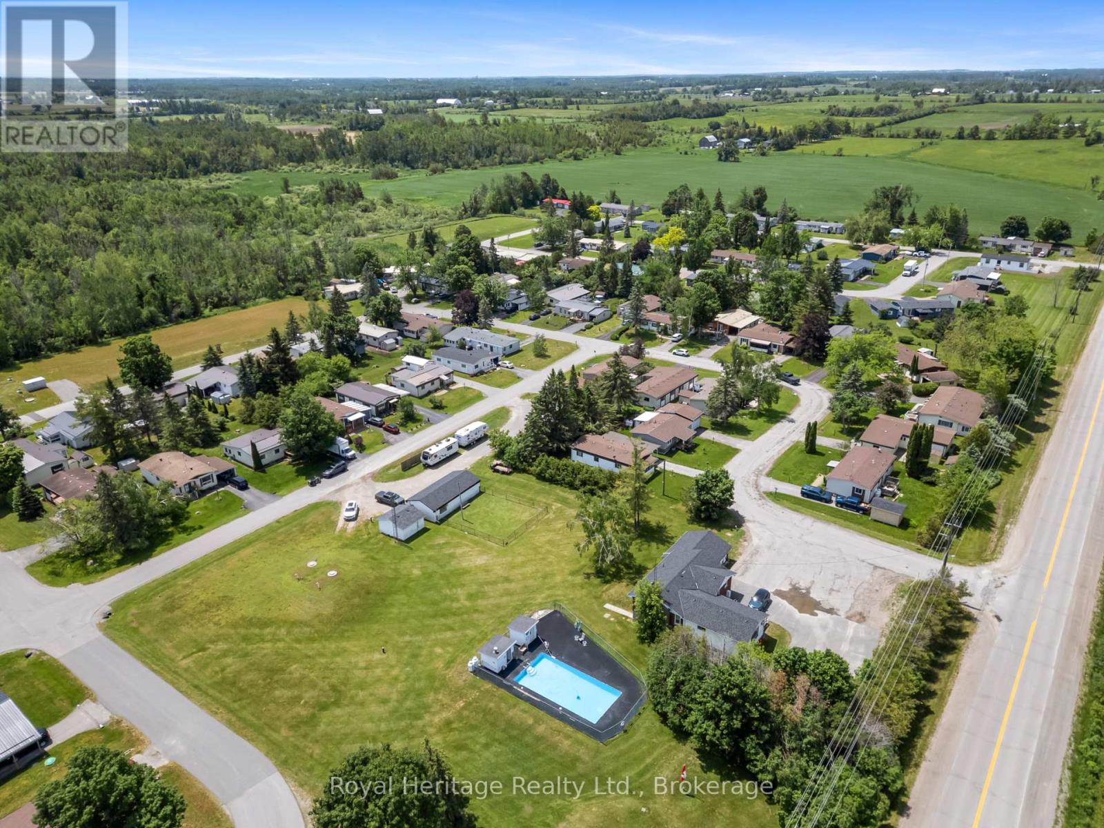 17 Circle Drive Property Photo 28