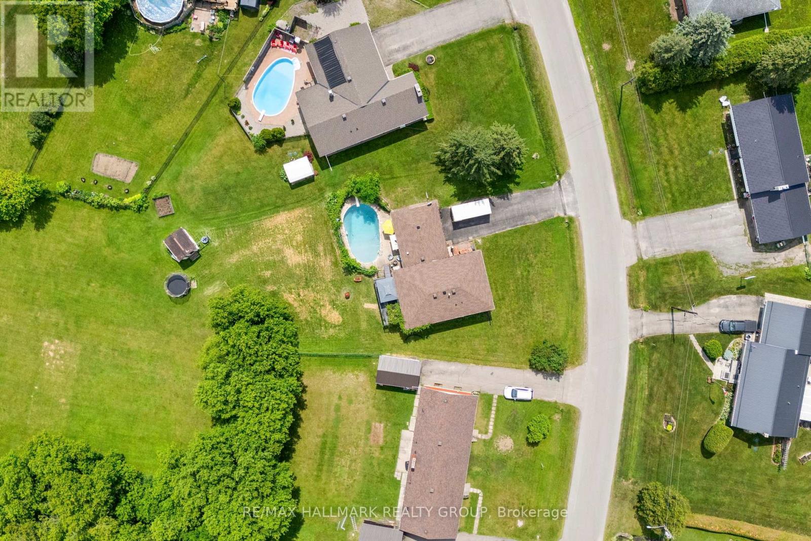 17 Sunnymede Avenue Property Photo 4