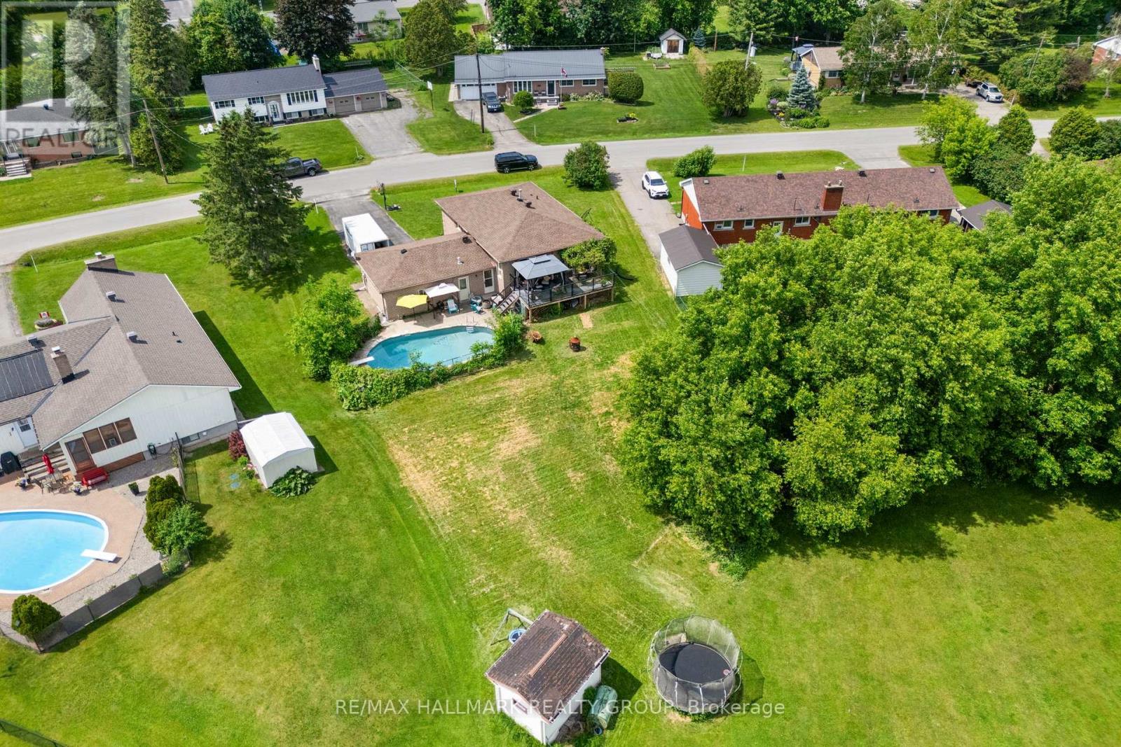 17 Sunnymede Avenue Property Photo 7