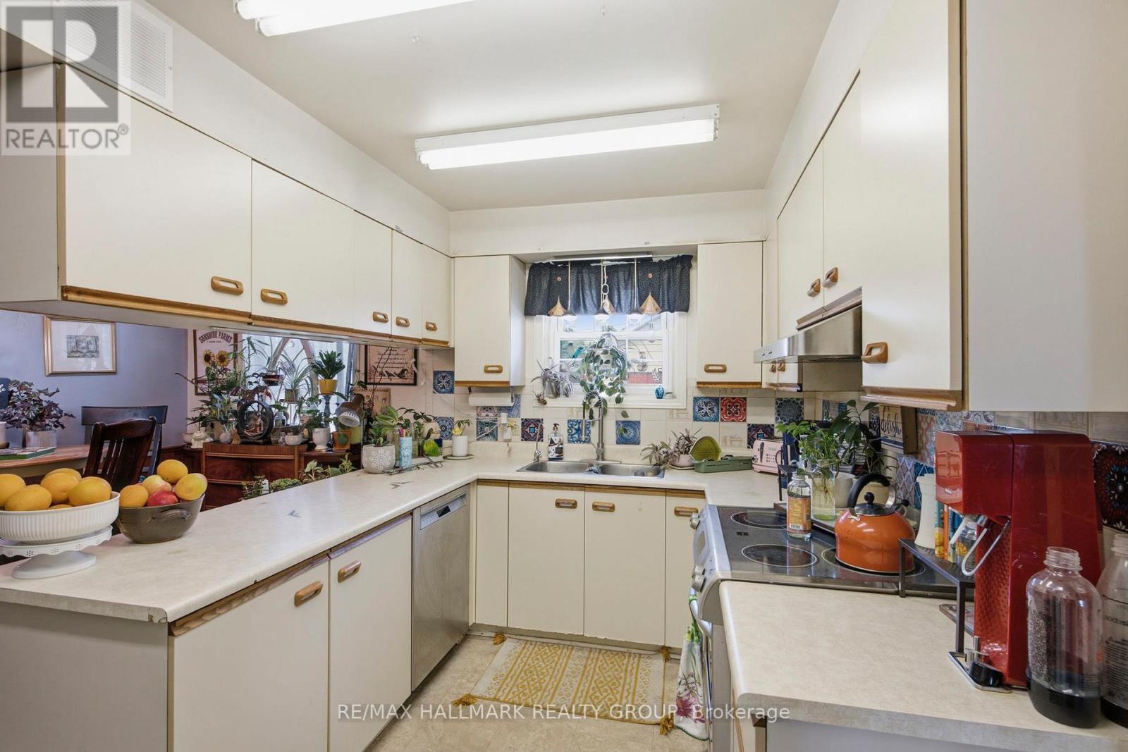 17 Sunnymede Avenue Property Photo 25