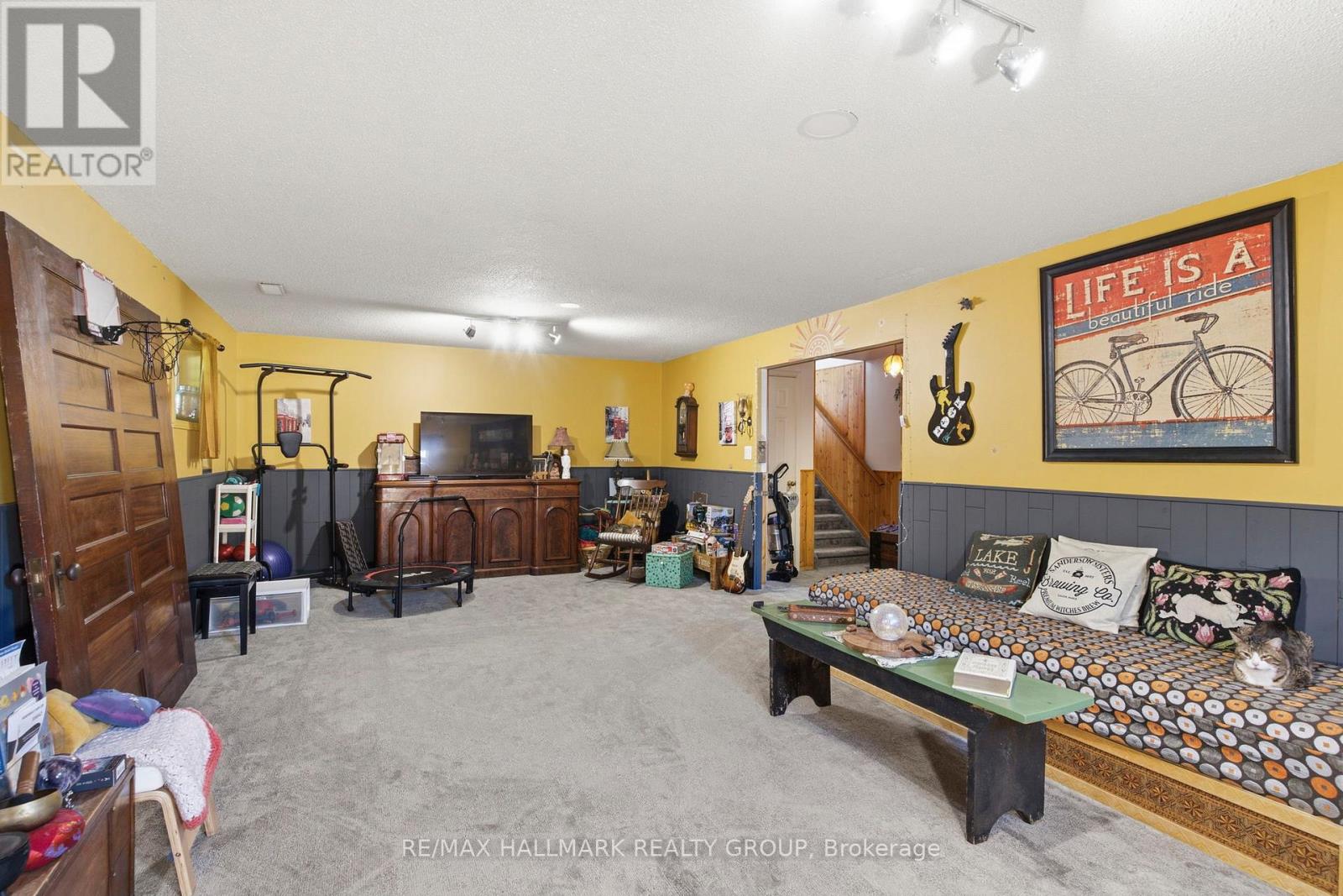 17 Sunnymede Avenue Property Photo 36
