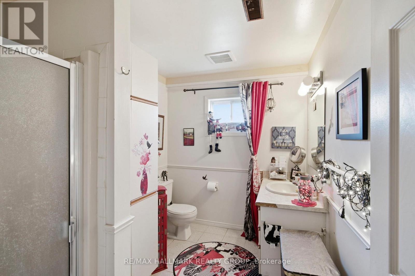 17 Sunnymede Avenue Property Photo 39
