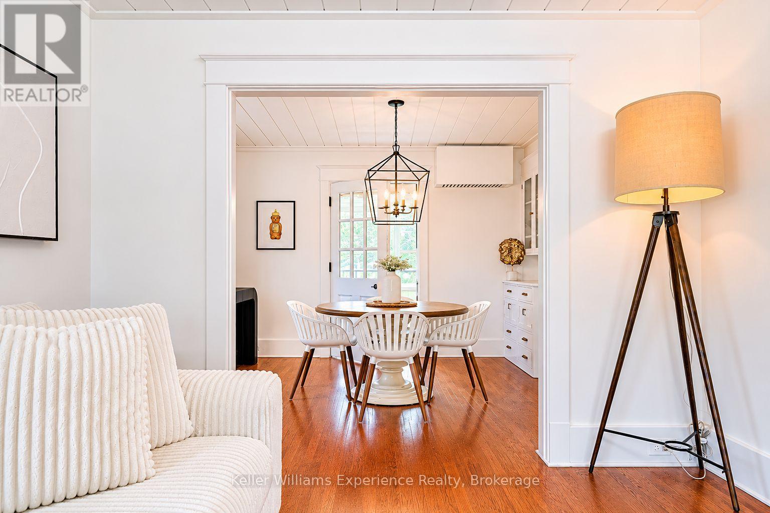 211 5th Street E Property Photo 11