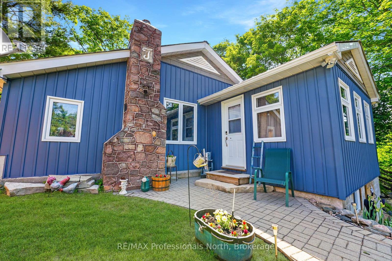 203 Burleigh Street Property Photo 40