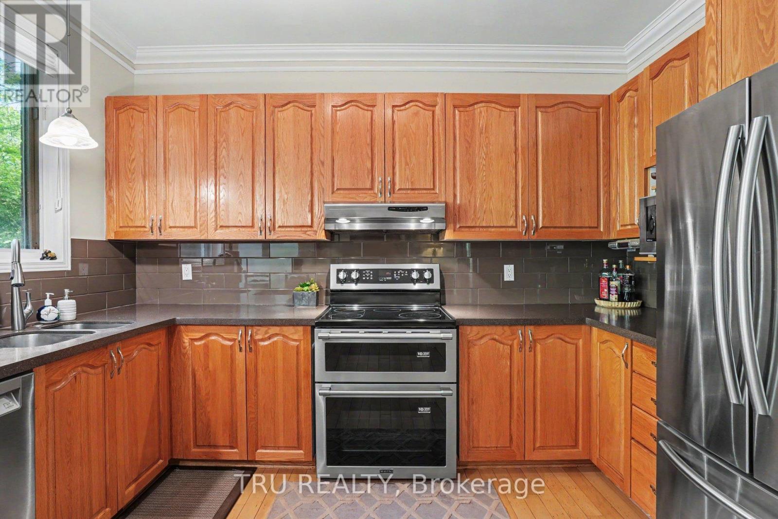 40 Cimarron Crescent Property Photo 11
