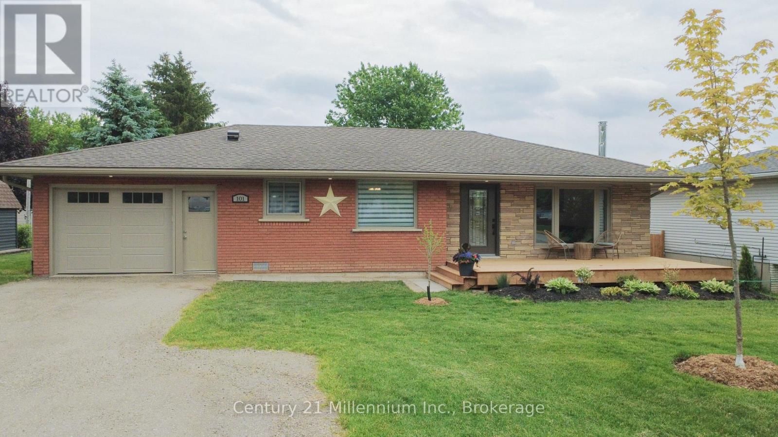 101 ALBERT STREET Property Photo 1