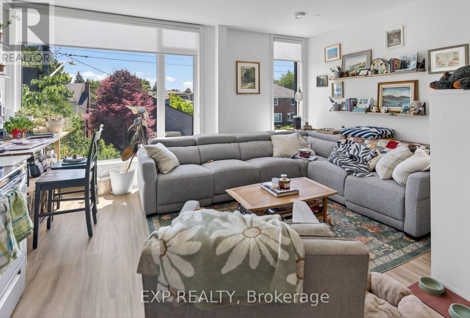 271 Duncairn Avenue Property Photo 4