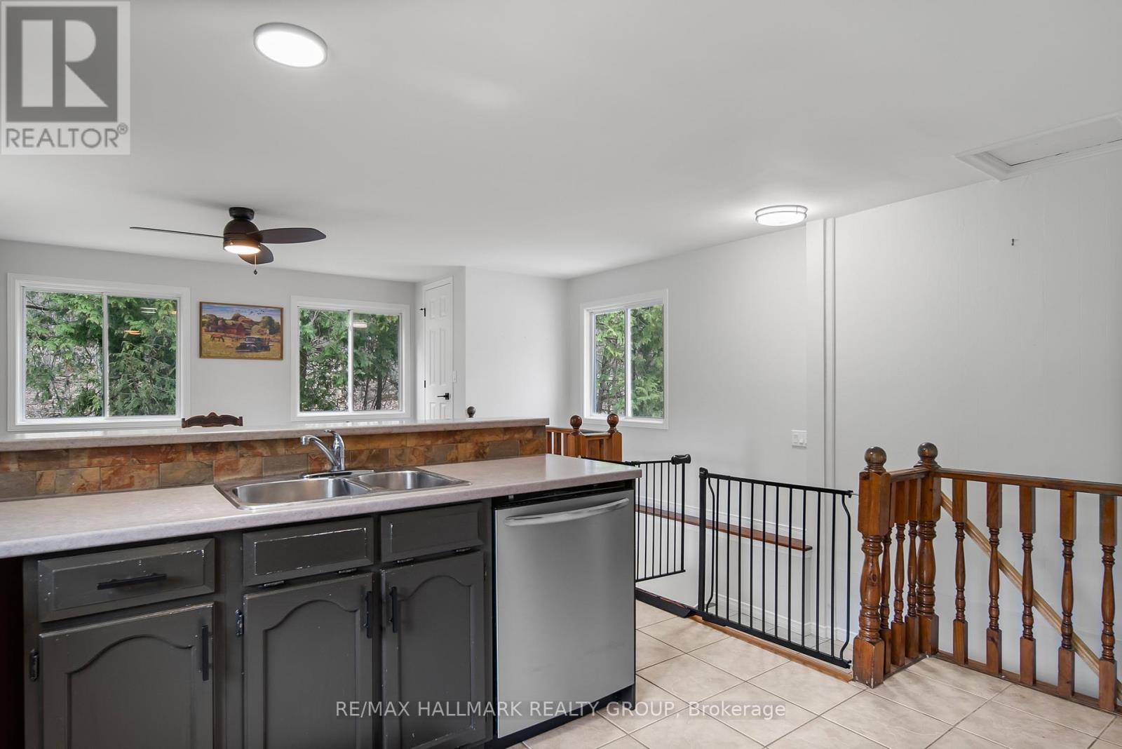 17 Kenney Road Property Photo 15