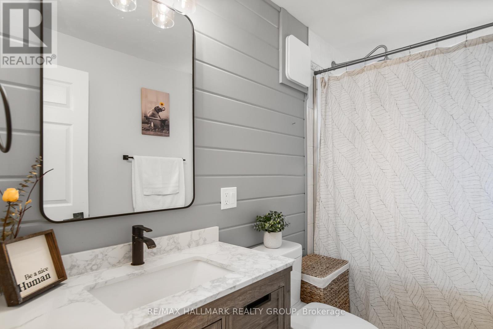 17 Kenney Road Property Photo 25